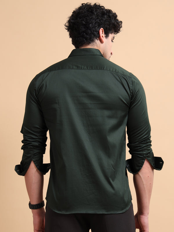 Men's Green Cotton Blend Full Sleeve Solid Shirt – Premium Casual & Office Wear