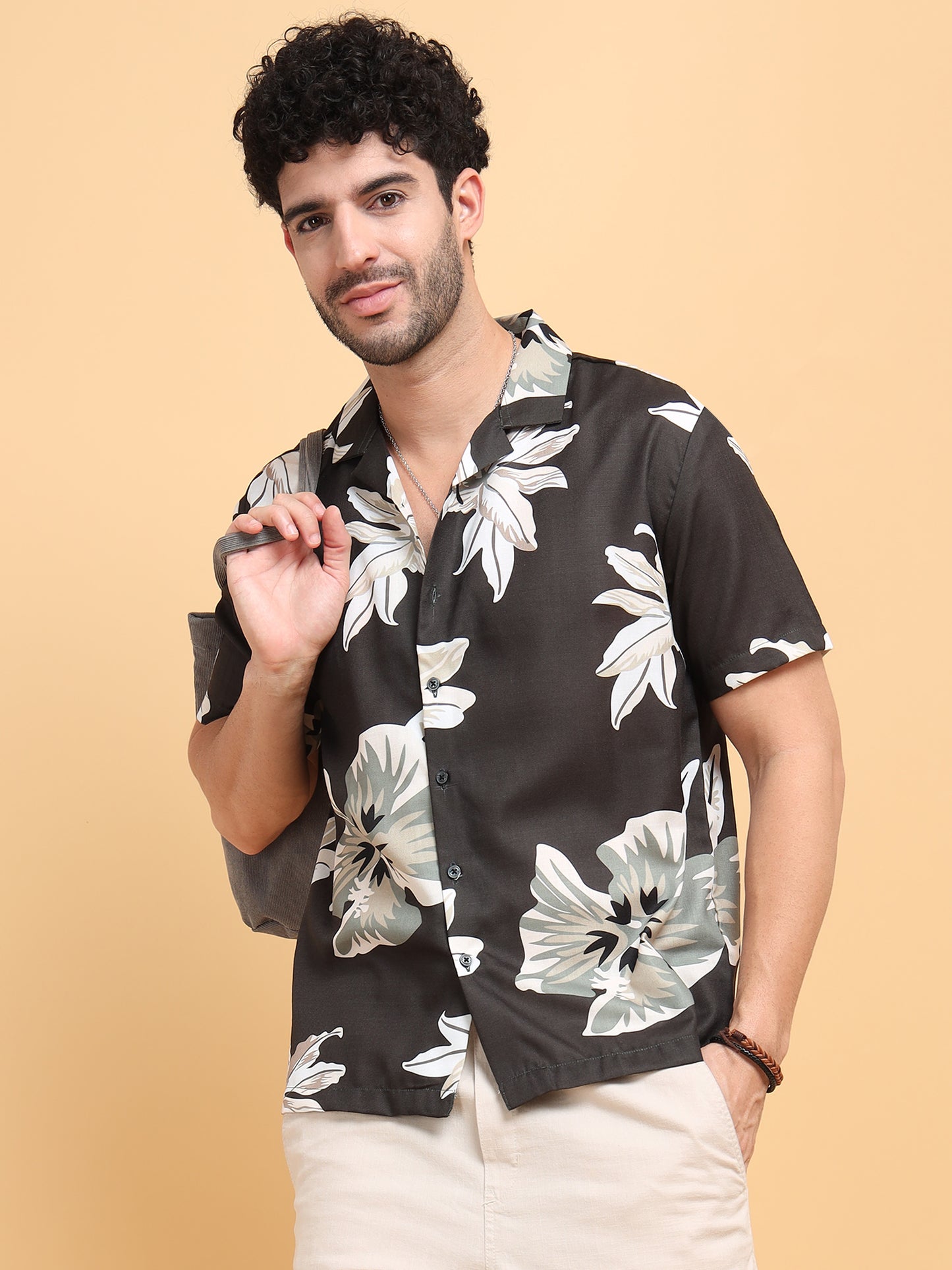 Premium Men’s Black Floral Resort Shirt – Relaxed Fit Cuban Collar Summer Hawaiian Shirt