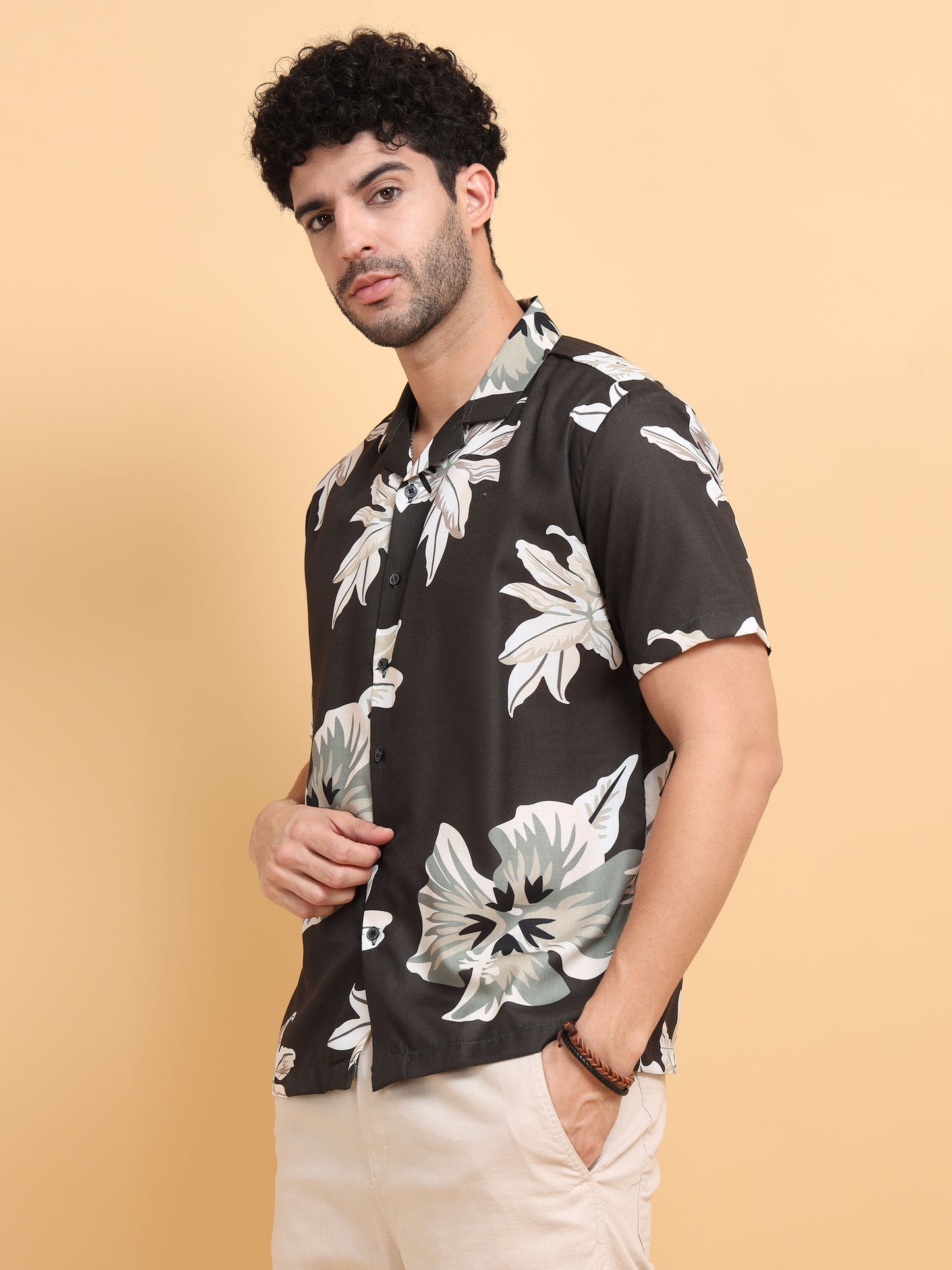 Premium Men’s Black Floral Resort Shirt – Relaxed Fit Cuban Collar Summer Hawaiian Shirt
