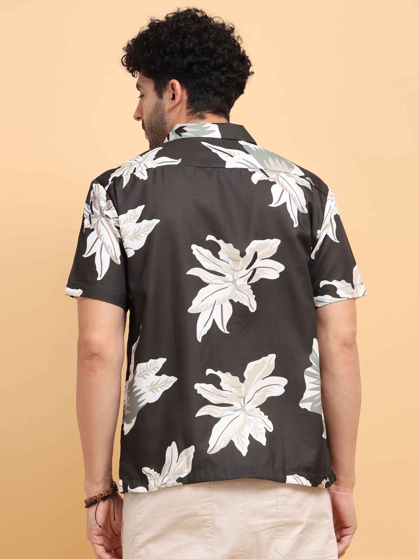 Premium Men’s Black Floral Resort Shirt – Relaxed Fit Cuban Collar Summer Hawaiian Shirt
