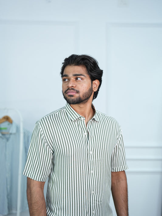 olive pinstripe breeze ( green )
